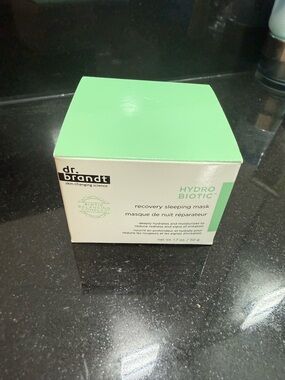 Dr. Brandt Hydrobiotic Recovery Sleeping Mask - Mint & White